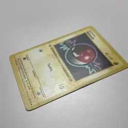 1999 Pokemon Base Set 1st Edition Voltorb 67/102 Shadowless WOTC Wizards LP #67 - Image 5