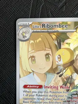 Pokemon TCG Lillie's Ribombee 164/159 Sv09: Journey Together (English) - NM(-) - Image 4