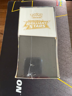 Pokemon Center Exclusive - Brilliant Stars Sword & Shield - Elite Trainer Box 820650850066 - Image 4