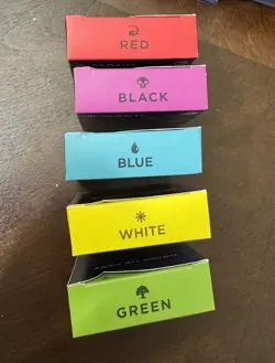 Magic the Gathering Spiderman Welcome Decks - All 5 decks and 4/5 are sealed. - Image 2