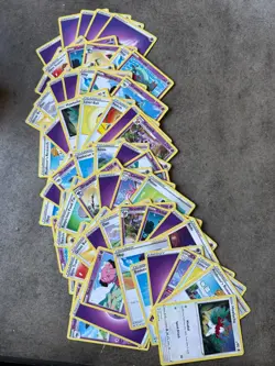 Pokemon TCG Gardevoir V Battle Deck - 59 Cards 820650101557 - Image 1