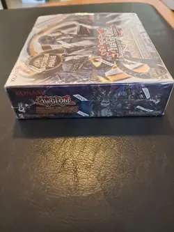 Yu-Gi-Oh! Hidden Arsenal 7: Knight of Stars 1st Edition Booster Box Sealed ITA - Image 4