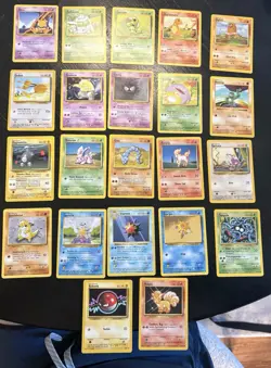 Lot Of 49 Base Set Unlimited Pokemon Cards Non-Holo. Rare, Uncommon, Common. - Image 3