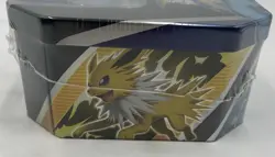 Pokemon TCG/ 2021 Eevee Tin / Factory Sealed - Image 3