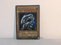 Yugioh! HP Blue-Eyes White Dragon Holo - SDK-001 Very Good - Image 1