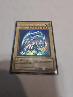 Yugioh! HP Blue-Eyes White Dragon Holo - SDK-001 Very Good - Image 2