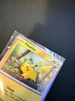 CRIMP ERROR - Pikachu 25/165 (Holiday Calendar) Stamped Pokemon 151 - Image 4