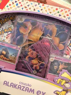PORTUGUESE Pokemon TCG: Scarlet & Violet-151 Collection Alakazam ex box - Image 3