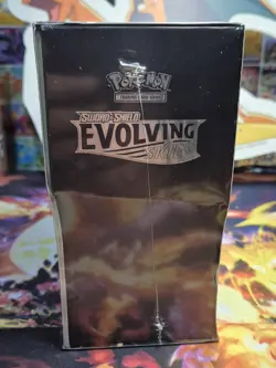 Pokemon TCG 1x Evolving Skies Elite Trainer Boxes ETB Factory Sealed Box damage - Image 2