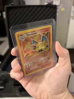 Pokemon TCG Charizard 4/102 Base Set Unlimited Holo Rare MP - Image 4