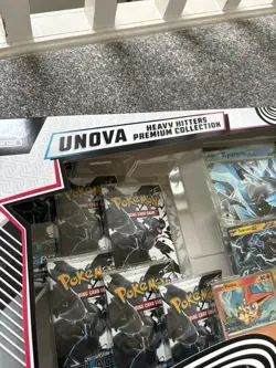 Pokemon TCG Black Bolt & White Flare Unova Heavy Hitters Premium Collection - Image 3