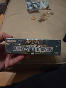 Yu-Gi-Oh! 25th Anniversary LOB Legend Of Blue Eyes box Sealed New - Image 3