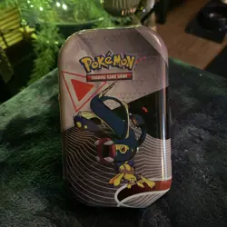 POKEMON TCG: BLACK BOLT & WHITE FLARE UNOVA MINI TIN - Image 1