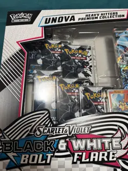 Unova Heavy Hitters Premium Collection Black Bolt & White Flare - Image 3