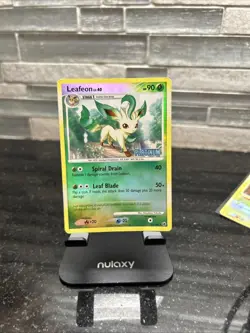 Pokemon TCG Leafeon 24/100 Majestic Dawn Platinum Reverse Holo, Stamped 2008 - Image 1