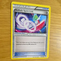GALLADE SPIRIT LINK 83/108 POKEMON CARD (XY ROARING SKIES SET) - Image 3