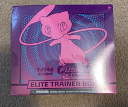 SEALED Pokemon TCG: Sword & Shield Fusion Strike Elite Trainer Box ETB Mint 820650809330 - Image 1