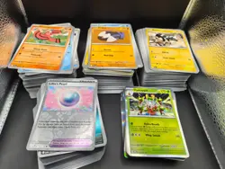 Pokemon TCG Mixed Bundle Job Lot of 700 Cards including Holos, ReverseHolos, EXs - Image 2