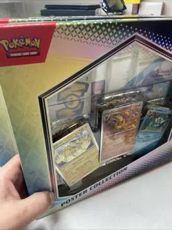 Pokemon Prismatic Evolutions Poster Collection Box (6) - Image 4