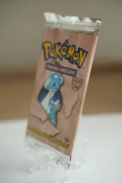 Pokemon TCG 1999 1st Edition Fossil Booster Pack Lapras Art WOTC Sealed Vintage - Image 3