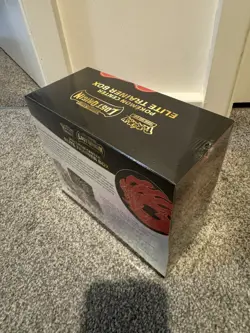 Pokemon Center Lost Origin ETB Elite Trainer Box Sealed-with acrylic case - Image 5