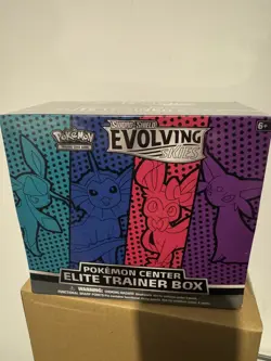 Evolving Skies Vaporeon Pokemon Center Elite Trainer Box in Acrylic Case - Image 3