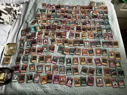 200+ Card Yu-Gi-Oh Card Lot of cards from the 2000s - Image 1