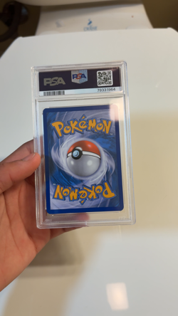 2013 Pokemon B&W Charizard -HOLO Legendary Treasures #19 Mint PSA 9 - Image 2