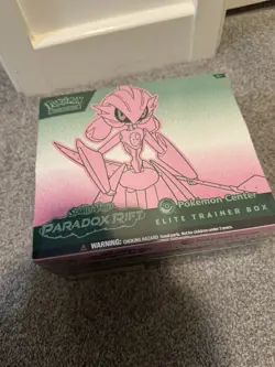 Paradox Rift - Pokemon Center ETB - [Iron Valiant]-sealed with acrylic case - Image 3