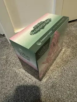 Paradox Rift - Pokemon Center ETB - [Iron Valiant]-sealed with acrylic case - Image 5
