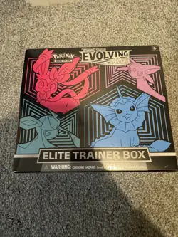Pokemon TCG Evolving Skies Elite Trainer Box ETB -Sealed- with acrylic case - Image 3