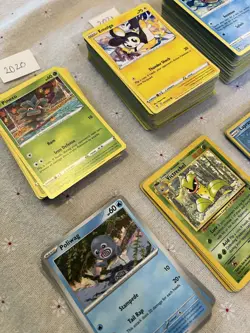 Lot Of 250 Pokemon Cards Years Mixed Cards with tin box - Image 3