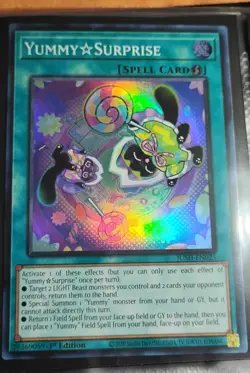 Yugioh! - Yummy Surprise - JUSH-EN025 - Super Rare - 1'st Ed. NM Holo Foil - Image 1