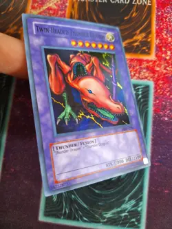 Yu-Gi-Oh! Twin-Headed Thunder Dragon MRD-120 Super Rare Unlimited Near Mint - Image 2