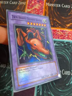 Yu-Gi-Oh! Twin-Headed Thunder Dragon MRD-120 Super Rare OG Unlimited MP - Image 2