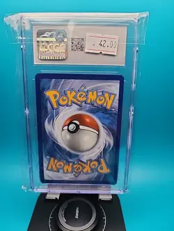 CGC 10 2020 Pokemon TCG Charizard Cracked Ice Holo Vivid Voltage #25 025/185 - Image 3