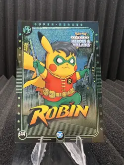 Robin (Pikachu) #E44 - Green Holo - Heros & Villains Flash Edition Pokemon - Image 1