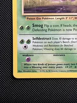 Weezing 45/62 - Fossil Set - Unlimited Uncommon Pokemon Card - Light Play - Image 3