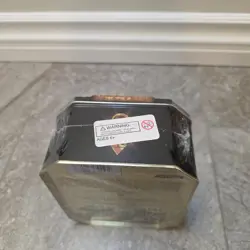 Yu-Gi-Oh Cards - 2004 Collectors Tin - BLADE KNIGHT - New Factory Sealed - Image 5