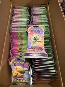 pokemon vivid voltage sleeved booster packs Case - Image 2