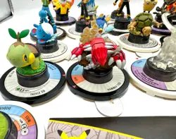Pokemon Trading Figure Game Lot 15 Miniatures 8 Cards Vintage 2007 Collectible - Image 3