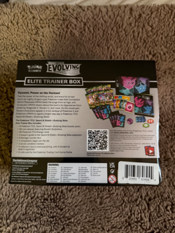 Pokemon TCG Evolving Skies Elite Trainer Box 820650808944 - Image 2