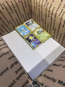 🔥 17lbs 4200+ UNSEARCHED Pokemon Bulk Lot! Some Holos & Vintage Cards LP/NM ✨ - Image 2