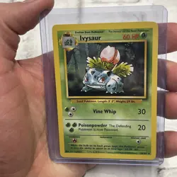 Ivysaur 30/102 Base Set Unlimited Uncommon 1999 WOTC Pokemon Card NM/MT Vintage - Image 1