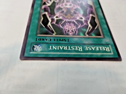 YuGiOh Release Restraint Flaming Eternity FET-EN044 1st Ed. -Bit of Edge Wear - Image 4