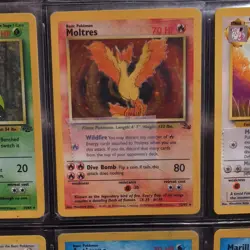 Pokemon TCG Base Set Moltres Card 12/62 Standard Size 1999 English - Image 1