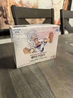 ONE PIECE (OP-05) AWAKENING OF THE NEW ERA BOOSTER BOX w/ ACRYLIC CASE - Image 2