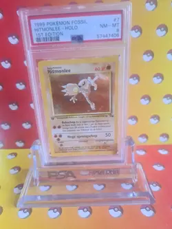 1999 Pokemon Fossil 1st Edition Hitmonlee Holo #7/62 PSA 8 MINT Original. DUTCH - Image 1