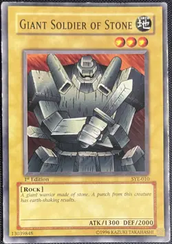 Yu-Gi-Oh Giant Soldier Of Stone SYE-010 Yugi EVO Deck 1st Ed English Vintage - Image 1