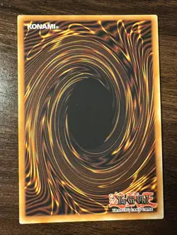 Yu-Gi-Oh Blue-Eyes White Dragon LOB-EN001 Unlimited Ultra Rare Card - Image 2